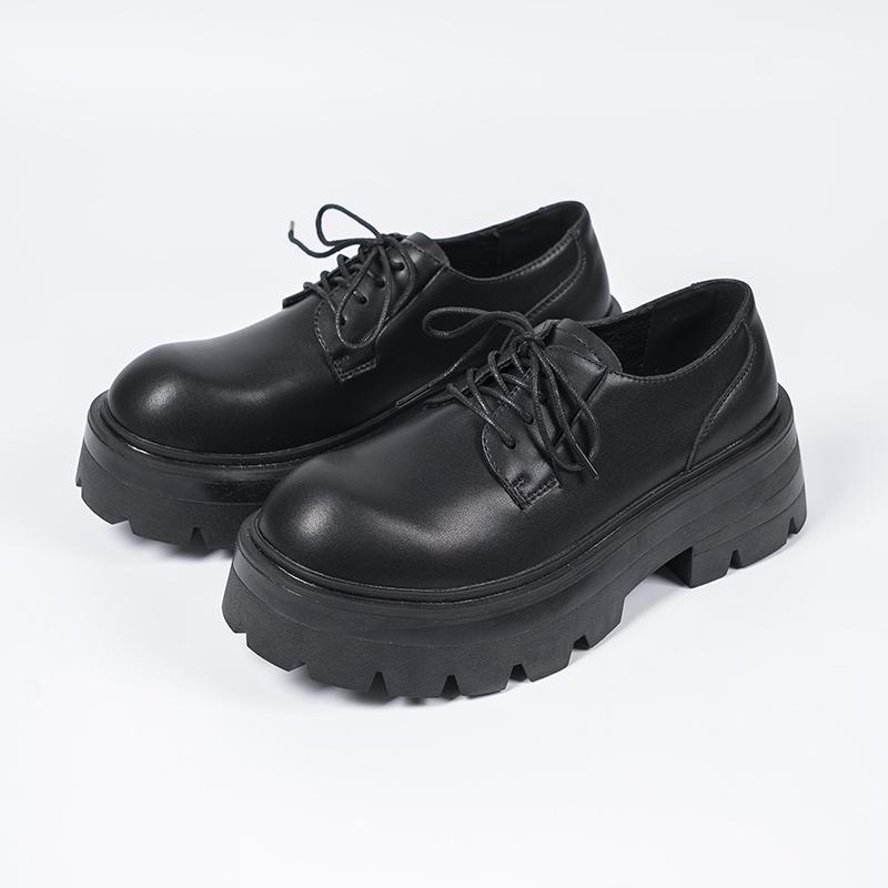Thick soled trendy men s shoes Luxury designer minimalist style Formal office party young leather shoes Hot selling 44 чорний
Thick soled trendy men s shoes Luxury designer minimalist style Formal office party young leather shoes Hot selling 44 чорний