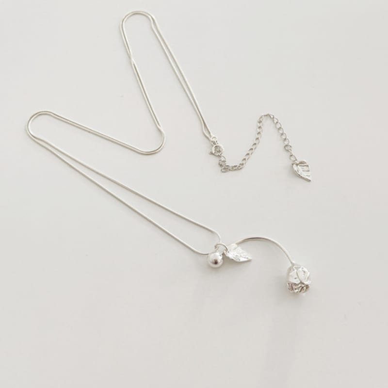 STILL INSTANT Rose with Dew - Necklace 03 N03
STILL INSTANT Rose with Dew - Necklace 03 N03