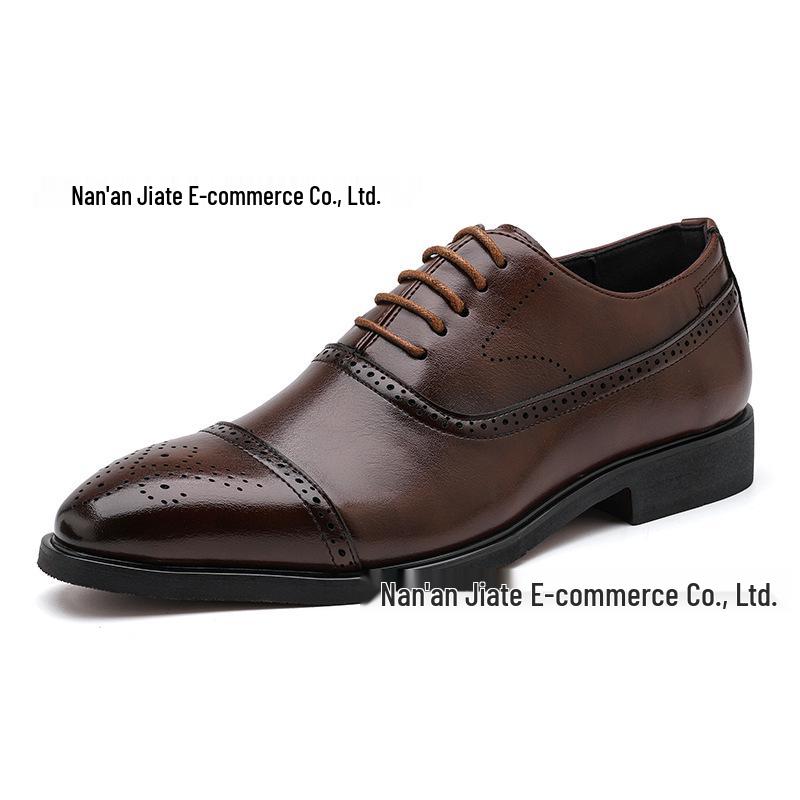 Men s Versatile Lace Brogue Leather Shoes - Formal & Casual with Red Sole 43
Men s Versatile Lace Brogue Leather Shoes - Formal & Casual with Red Sole 43