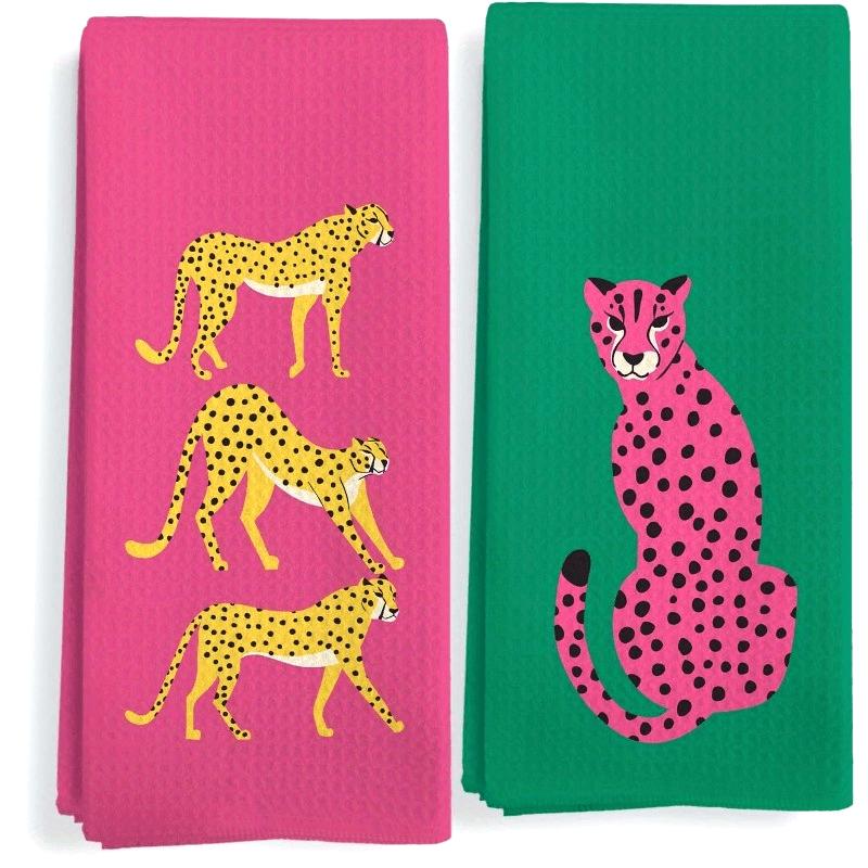 Cheetah Pattern Flannel Towel 2D Single Print Bold Home Decor Soft Accessory Stylish Functional Animal-Themed Attractive Durable W30*H60(CM)
Cheetah Pattern Flannel Towel 2D Single Print Bold Home Decor Soft Accessory Stylish Functional Animal-Themed Attractive Durable W30*H60(CM)