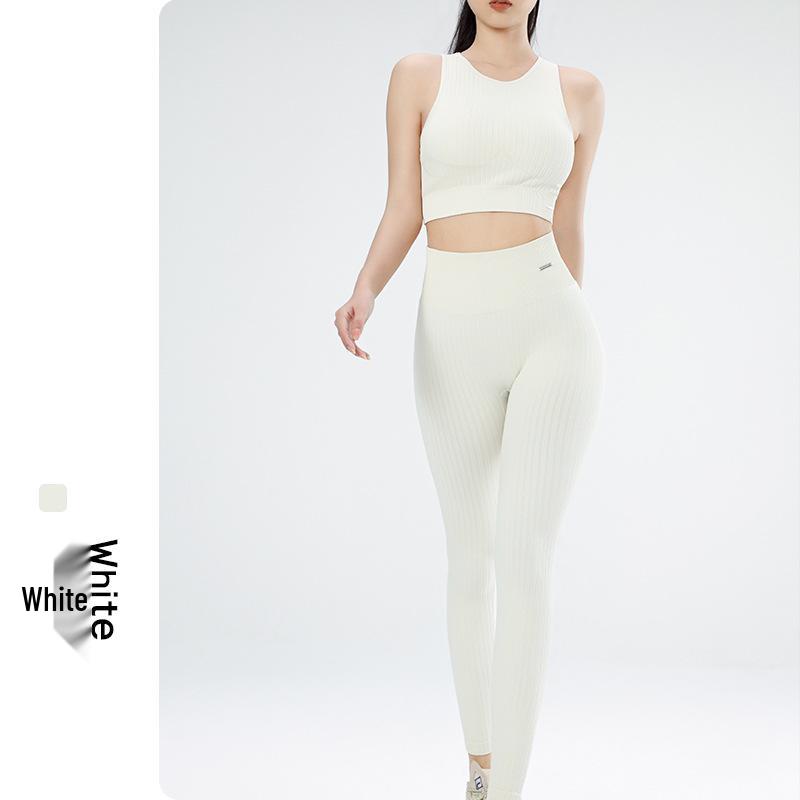 Shockproof Sports Bra & High Waist Yoga Pants Set for Running & Fitness Medium
Shockproof Sports Bra & High Waist Yoga Pants Set for Running & Fitness Medium