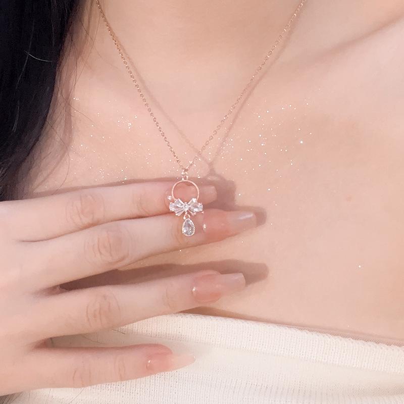 Women s Versatile Bow Water Drop Titanium Steel Clavicle Necklace - Luxurious & Unique Design
Women s Versatile Bow Water Drop Titanium Steel Clavicle Necklace - Luxurious & Unique Design