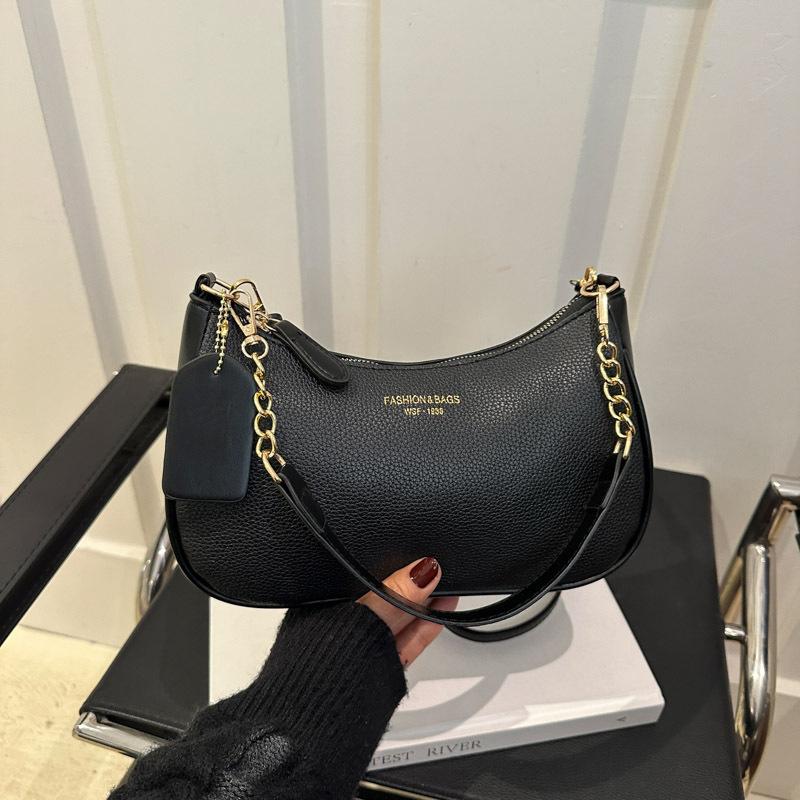 Cherry Pendant Shoulder Bag Women Light Luxury High-end Women s Bag Soft Lychee Pattern Underarm Bag Casual Dumpling Bag
Cherry Pendant Shoulder Bag Women Light Luxury High-end Women s Bag Soft Lychee Pattern Underarm Bag Casual Dumpling Bag