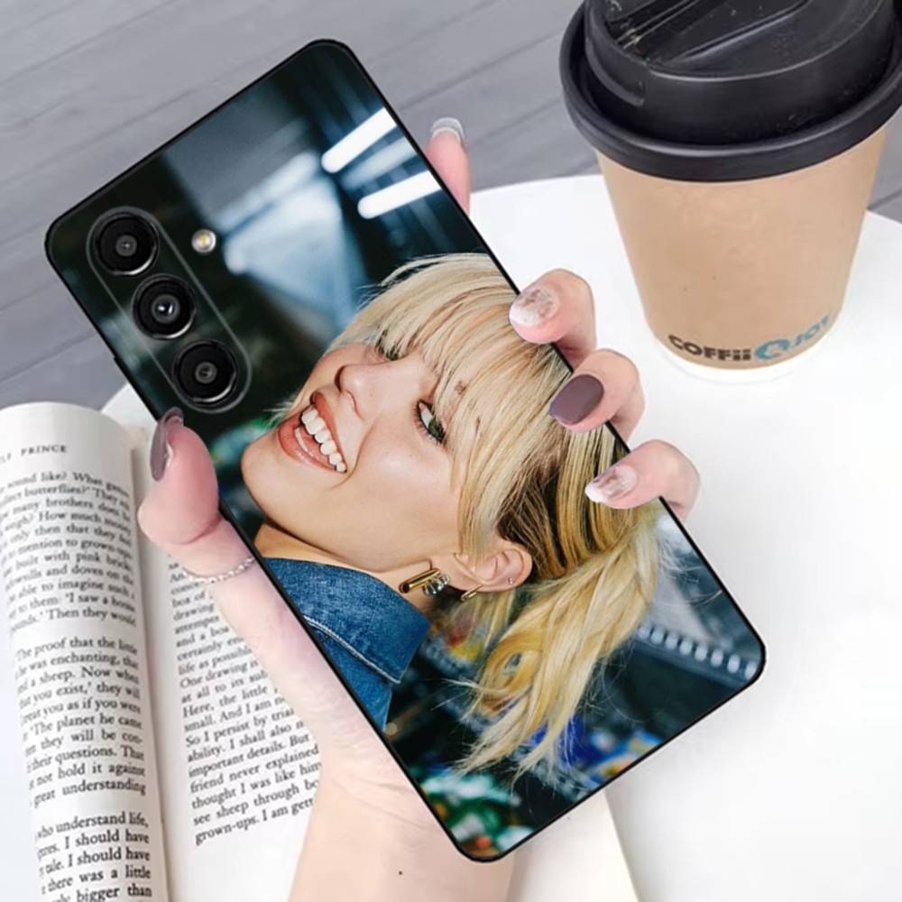 Singer R-Renee R-Rapp Phone Case For Samsung S 25,24,23,22,30,21,10,9,Ultra,Plus,Lite,FE,4G,5G Black Soft Case Samsung S24ULTRA
Singer R-Renee R-Rapp Phone Case For Samsung S 25,24,23,22,30,21,10,9,Ultra,Plus,Lite,FE,4G,5G Black Soft Case Samsung S24ULTRA
