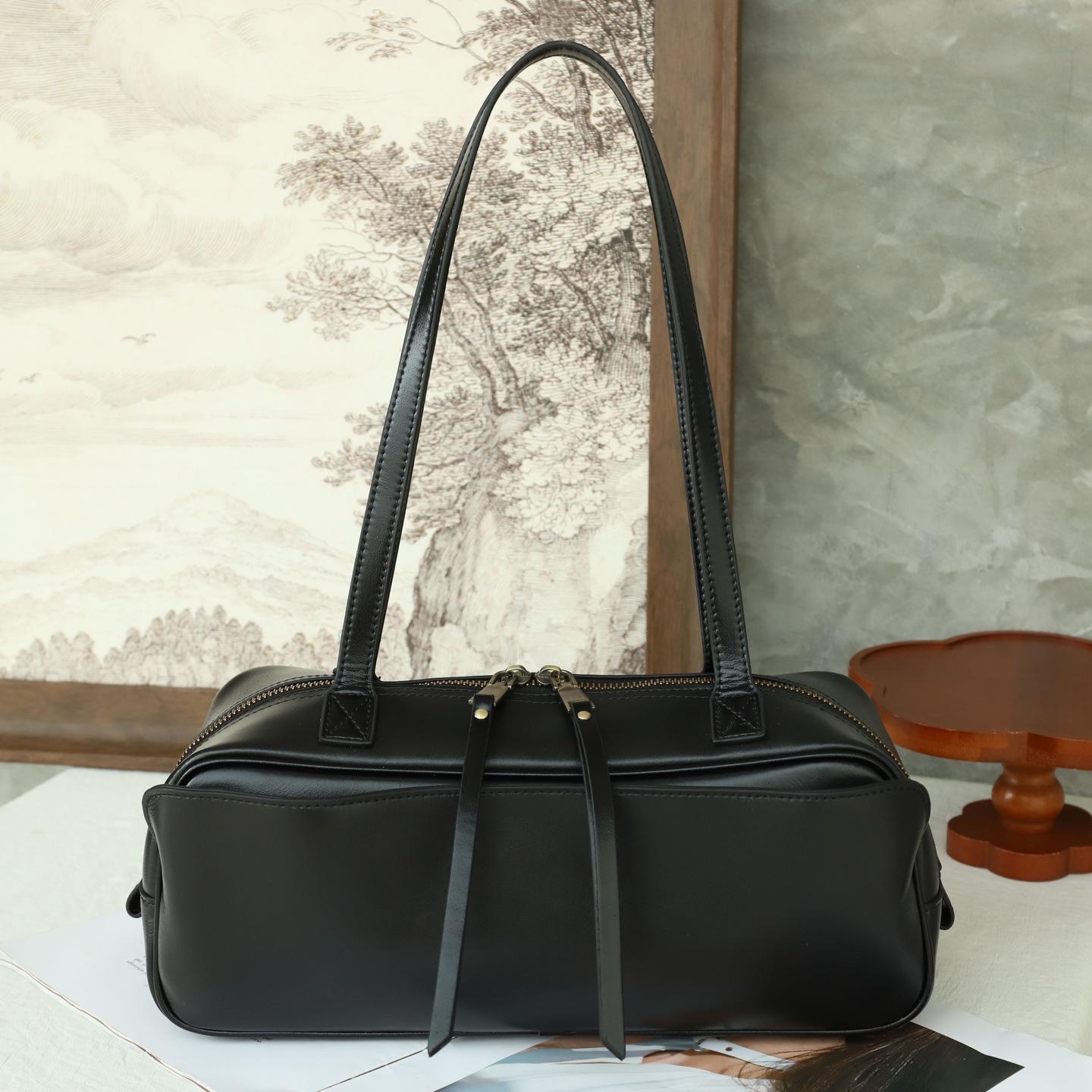 Oilwax Women Genuine Leather Shoulder Bag 2026 New Cow Leather Tote Bag Young Girls Cowhide Handbag
Oilwax Women Genuine Leather Shoulder Bag 2026 New Cow Leather Tote Bag Young Girls Cowhide Handbag