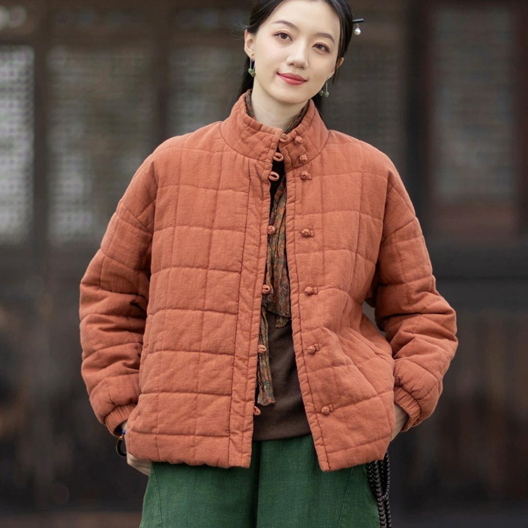 Зимняя свободная куртка с воротником-стойкой, теплая, на хлопковой подкладке, женская, в китайском ретро-стиле, повседневная, стеганая, в клетку, на пуговицах, куртка на хлопковой подкладке One size оранжевый
Зимняя свободная куртка с воротником-стойкой, теплая, на хлопковой подкладке, женская, в китайском ретро-стиле, повседневная, стеганая, в клетку, на пуговицах, куртка на хлопковой подкладке One size оранжевый