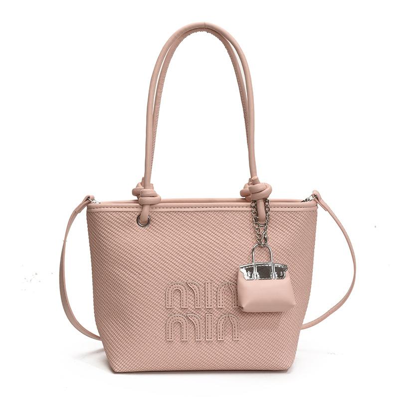 Премиальная сумка-тоут осень новая сумка на плечо нишевый дизайн буква универсальная текстура сумка через плечо розовый
Премиальная сумка-тоут осень новая сумка на плечо нишевый дизайн буква универсальная текстура сумка через плечо розовый