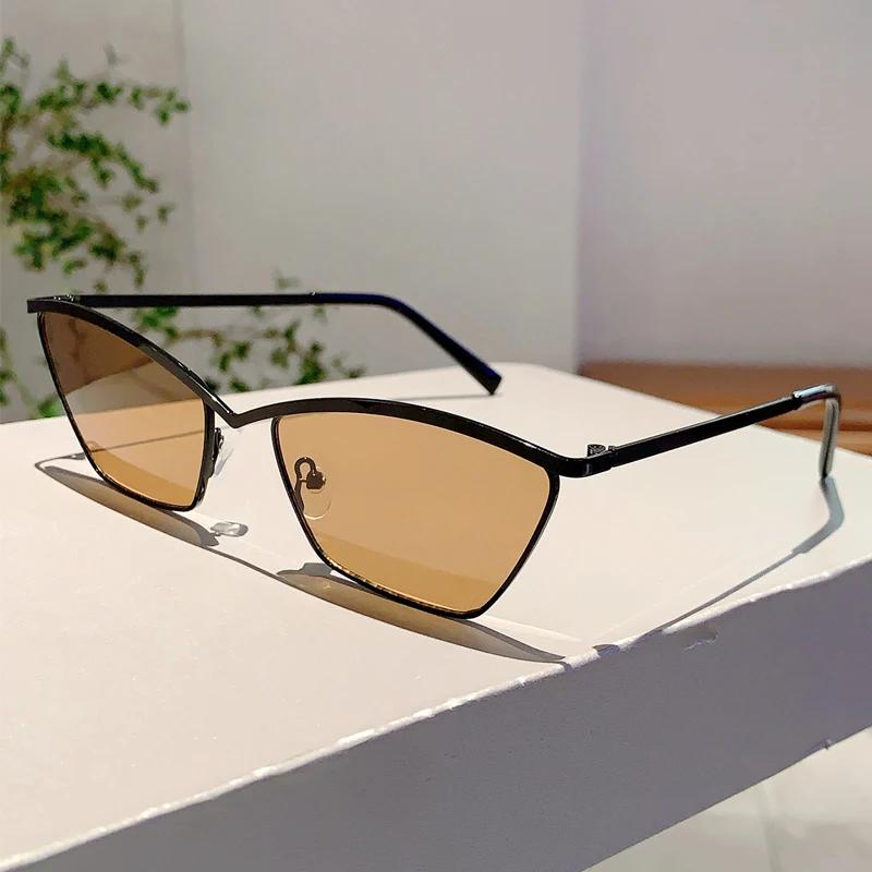 KAMMPT Vintage Cat Eye Sunglasses Women Fashion Metal Rim Gradient Shades 2024 New Stylish Brand Design Decorative Sun Glasses as picture shows
KAMMPT Vintage Cat Eye Sunglasses Women Fashion Metal Rim Gradient Shades 2024 New Stylish Brand Design Decorative Sun Glasses as picture shows