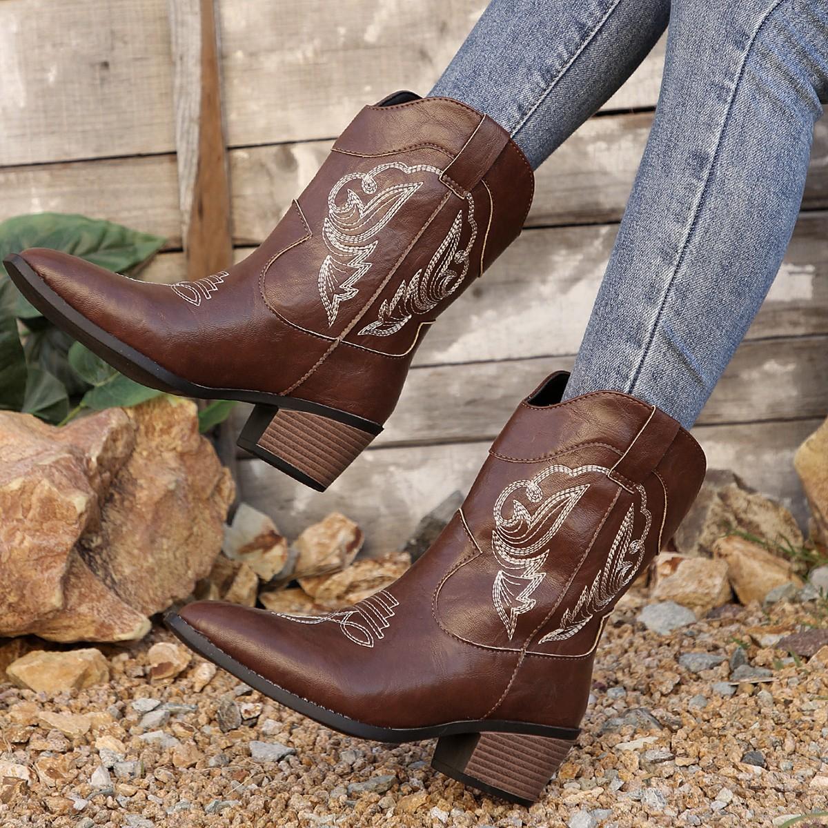 Autumn and winter new pointed embroidered thick heel V-mouth western cowboy short boots women s knight boots foreign trade hot-selling large-size 36 коричневый
Autumn and winter new pointed embroidered thick heel V-mouth western cowboy short boots women s knight boots foreign trade hot-selling large-size 36 коричневый