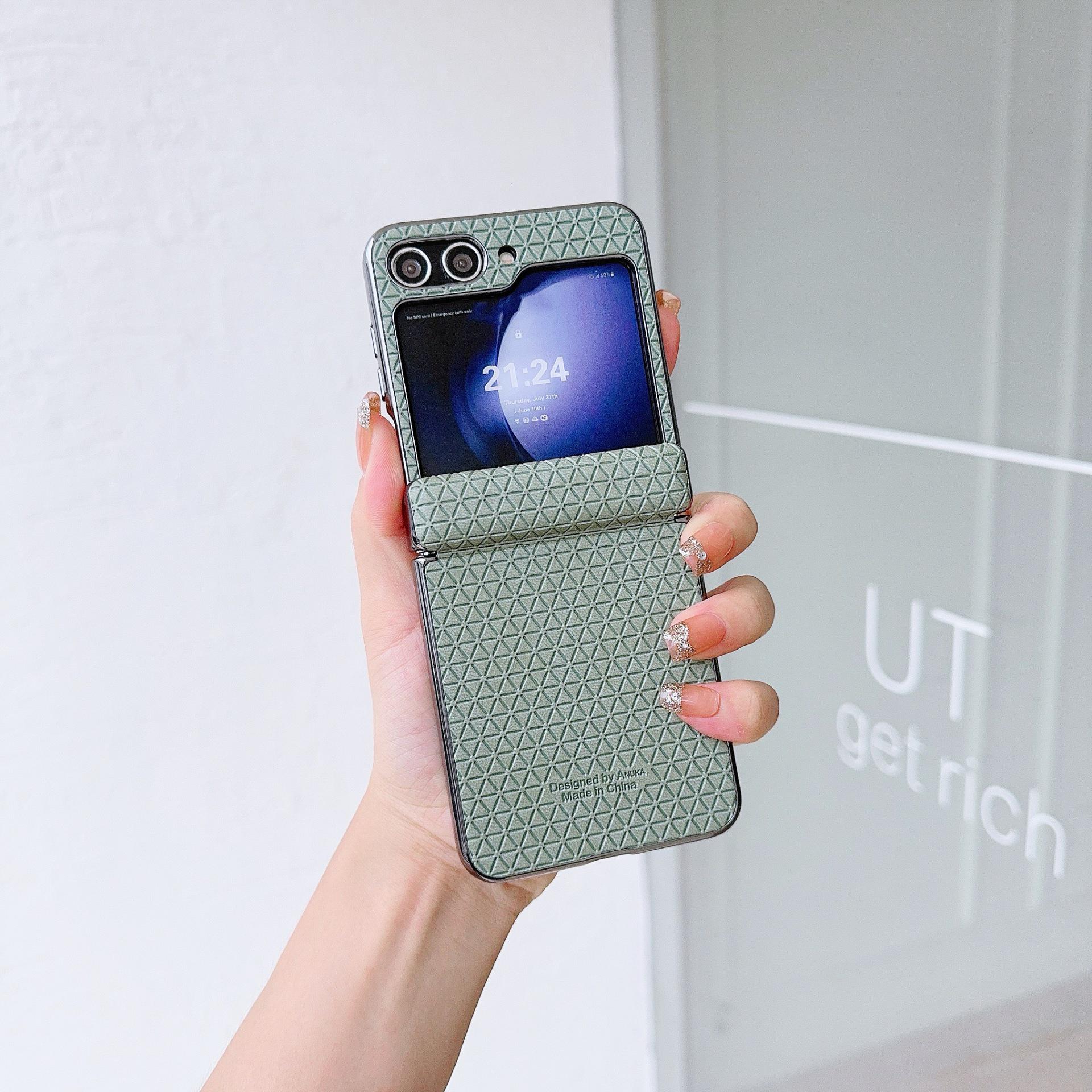 High-End Leather Magnetic Case with Triangle Pattern for Samsung Galaxy Z Flip 6 / Z Flip 5 Samsung Galaxy Z Flip5
High-End Leather Magnetic Case with Triangle Pattern for Samsung Galaxy Z Flip 6 / Z Flip 5 Samsung Galaxy Z Flip5