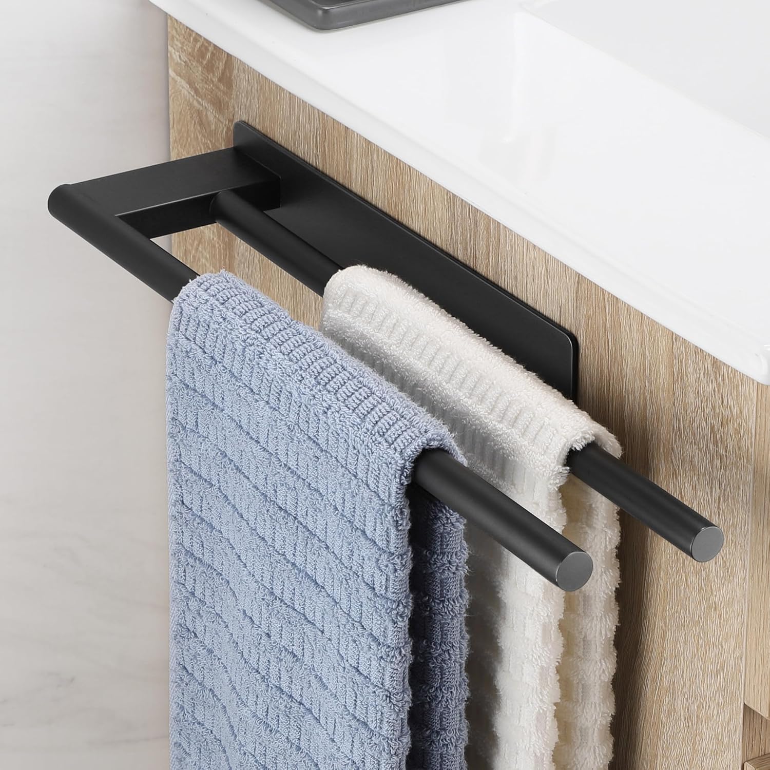 Держатель для полотенца без сверления, держатель для банного полотенца, самоклеящийся полотенцедержатель, настенный держатель для полотенца из нержавеющей стали, держатель для полотенца noble, однорукий круглый Black-2
Держатель для полотенца без сверления, держатель для банного полотенца, самоклеящийся полотенцедержатель, настенный держатель для полотенца из нержавеющей стали, держатель для полотенца noble, однорукий круглый Black-2