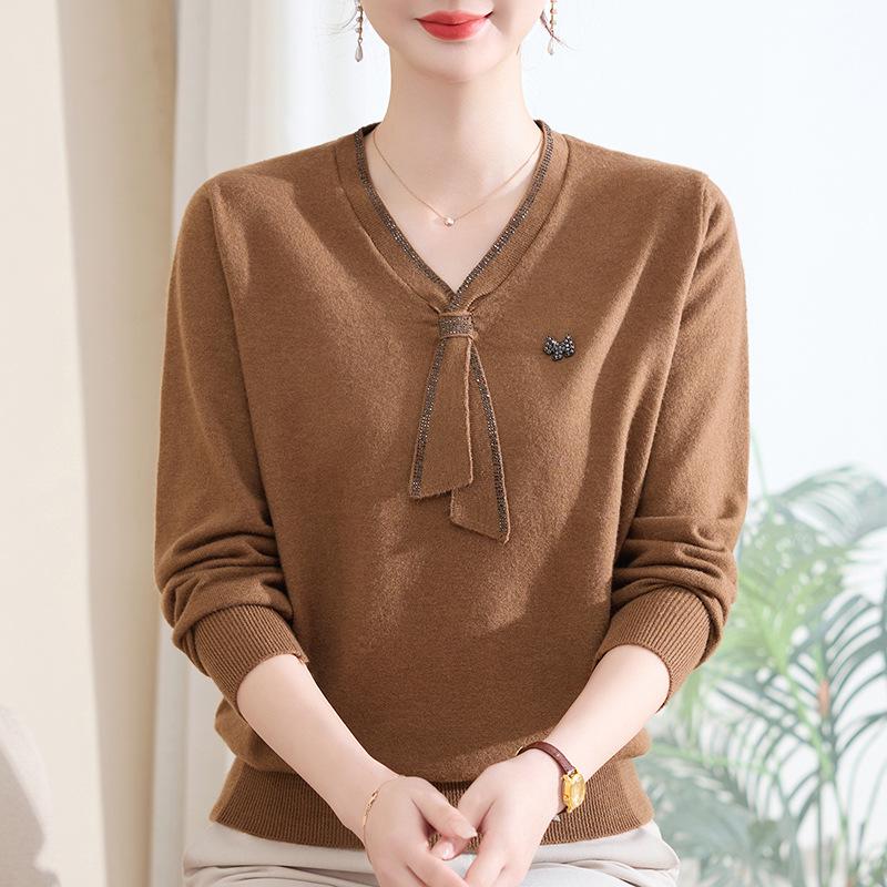 V-Neck Stylish Knitwear for Women (Ages 40-60) - Elegant Spring & Autumn Top 5XL (for 140-155 kg)
V-Neck Stylish Knitwear for Women (Ages 40-60) - Elegant Spring & Autumn Top 5XL (for 140-155 kg)