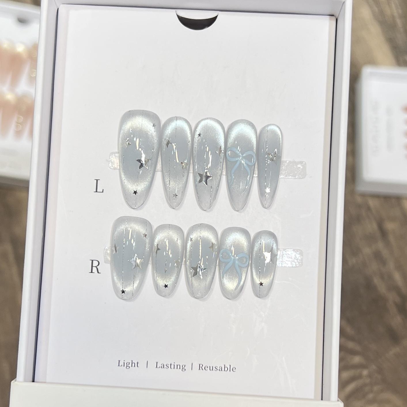 Ice Blue Tempered Glass Bead Cat Eye Blush Nail Art Meteor Light Bow Pure Hand-wearing Nail Piece Extra Small XS
Ice Blue Tempered Glass Bead Cat Eye Blush Nail Art Meteor Light Bow Pure Hand-wearing Nail Piece Extra Small XS