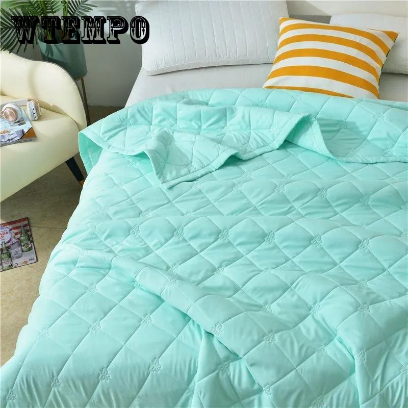 Summer Cool Multifunctional Washable Three Piece Set and Four Piece Set Combination Air Conditioner with Cotton Bed Cover 150*200cm
Summer Cool Multifunctional Washable Three Piece Set and Four Piece Set Combination Air Conditioner with Cotton Bed Cover 150*200cm