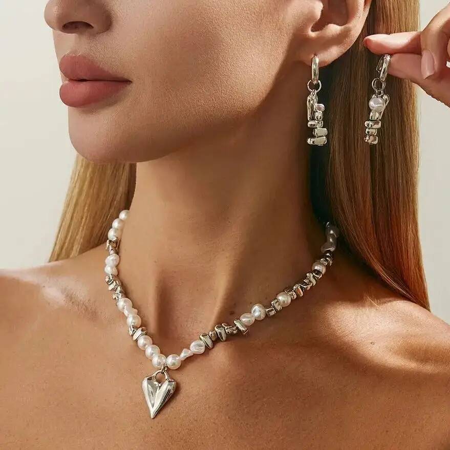 Ingemark Vintage Imitation Pearl Choker Necklace Drop Earrings for Women Wedding Bridal Beads Chain Love Heart Jewelry Set New
Ingemark Vintage Imitation Pearl Choker Necklace Drop Earrings for Women Wedding Bridal Beads Chain Love Heart Jewelry Set New