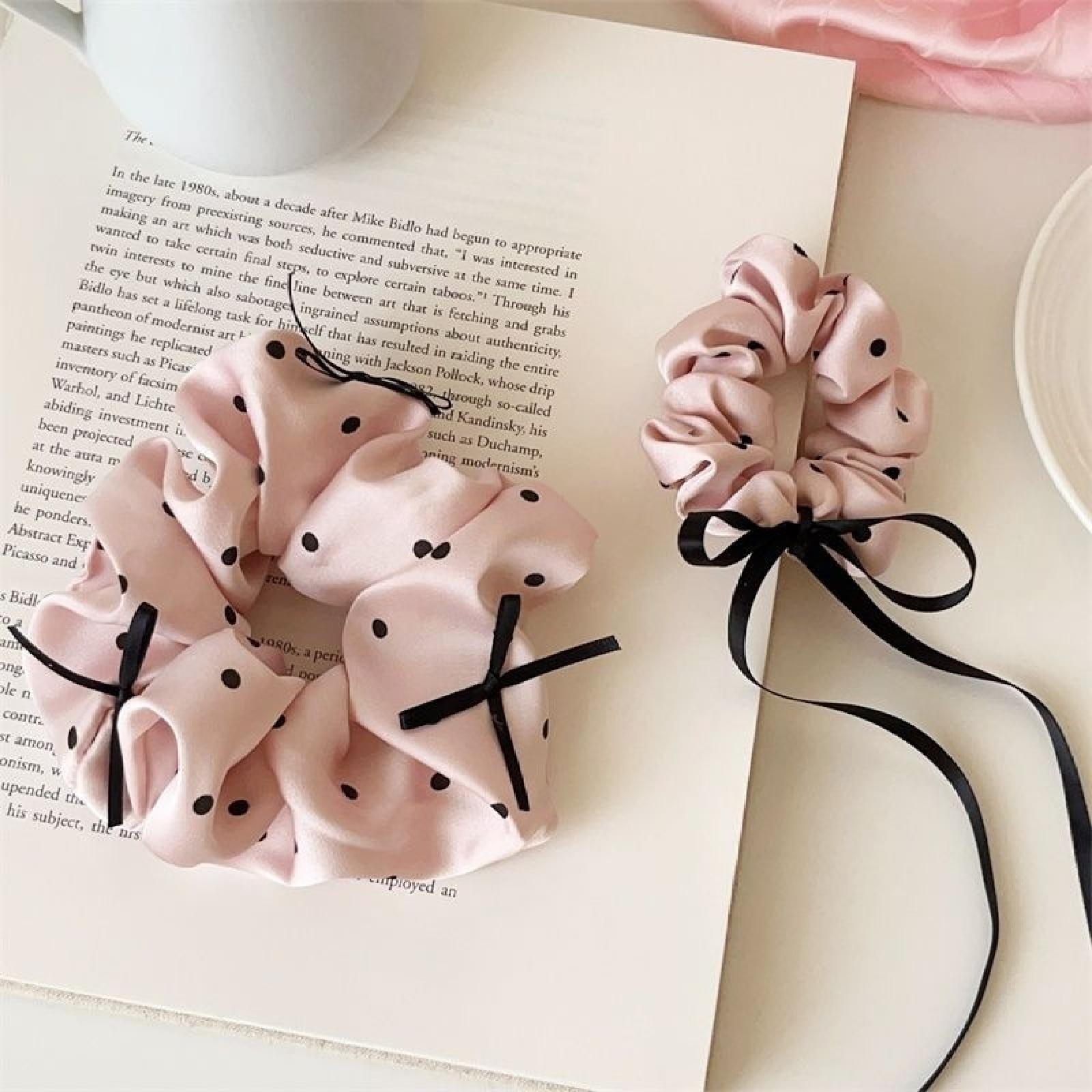 1PC Pink Polka Dot, Satin Large Intestine Hair Band, Sweet, Bow Flutter, Hair Rope, Super Fairy, Hair Tie Headband, Small Fresh
1PC Pink Polka Dot, Satin Large Intestine Hair Band, Sweet, Bow Flutter, Hair Rope, Super Fairy, Hair Tie Headband, Small Fresh