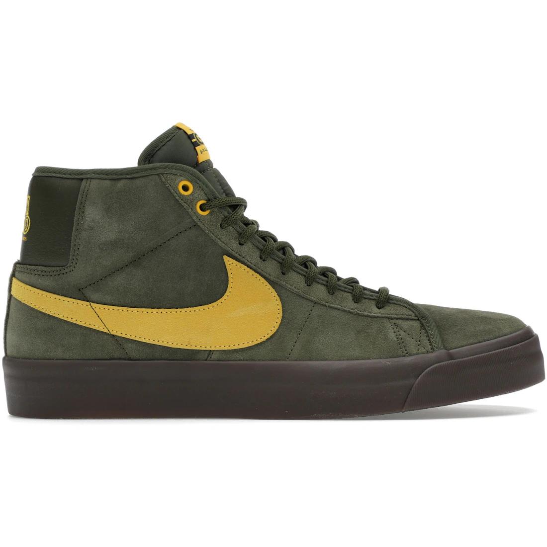 Sneaker Nike SB Zoom Blazer Mid Antihero Skateboards(HM5838-300) 42
Sneaker Nike SB Zoom Blazer Mid Antihero Skateboards(HM5838-300) 42
