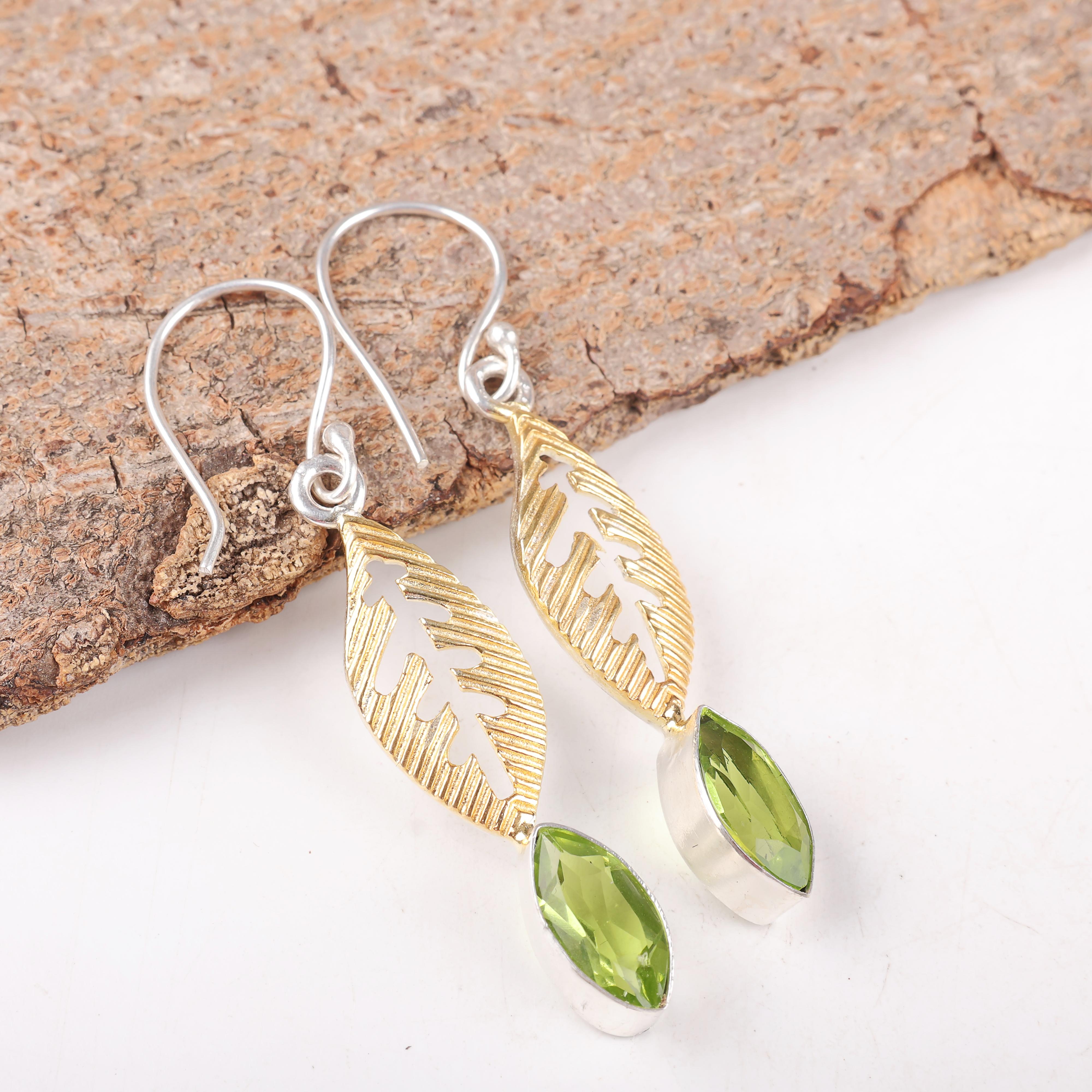 Peridot Pendant Gemstone Jewelry, 925 Solid Sterling Silver Earrings, Handmade Jewelry Birthstone Earrings, Gift For Him 2.11 Inches зелёный
Peridot Pendant Gemstone Jewelry, 925 Solid Sterling Silver Earrings, Handmade Jewelry Birthstone Earrings, Gift For Him 2.11 Inches зелёный