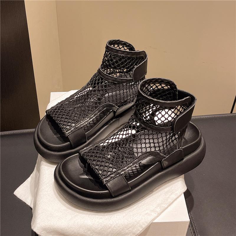 Woven hollow sandals women s summer new small height-increasing muffin high-top cool boots 40 чёрный
Woven hollow sandals women s summer new small height-increasing muffin high-top cool boots 40 чёрный