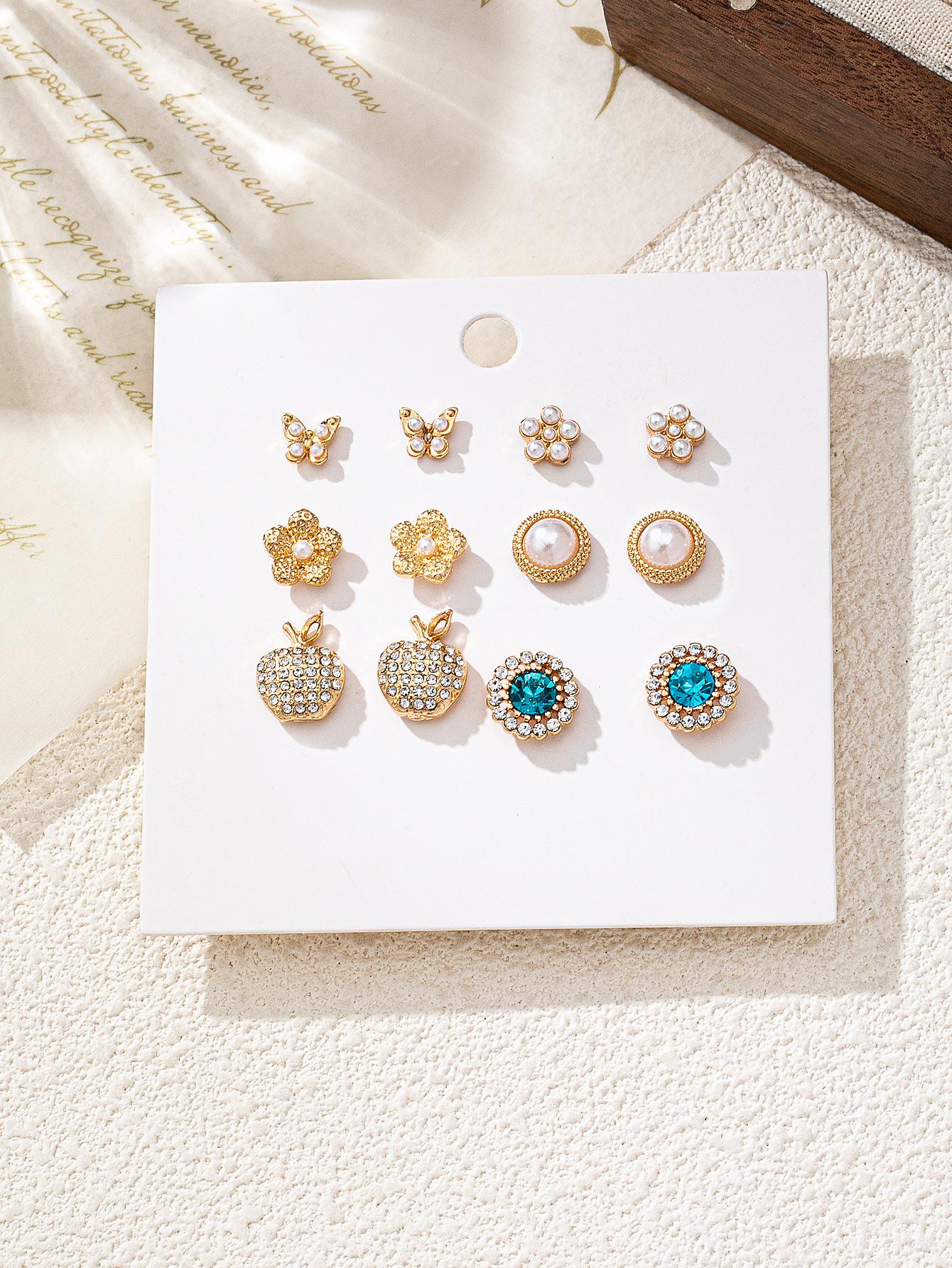 Trendy handmade inlaid pearl zircon butterfly petals round stud earrings versatile
Trendy handmade inlaid pearl zircon butterfly petals round stud earrings versatile