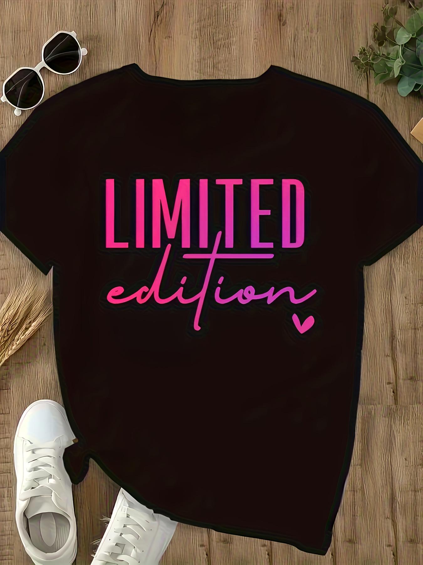 LIMITED EDITION Letter Slogan Print T-Shirt - Casual Round Neck Short Sleeve, Machine Washable 5XL різнокольоровий
LIMITED EDITION Letter Slogan Print T-Shirt - Casual Round Neck Short Sleeve, Machine Washable 5XL різнокольоровий