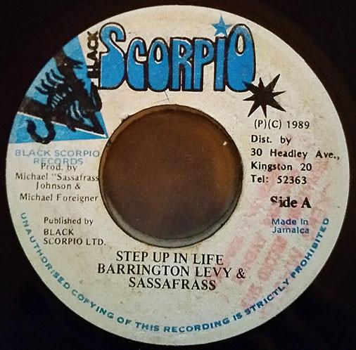7-дюймовая пластинка BARRINGTON LEVY LORD SASSAFRASS Step Up In Life NONE Black Scorpio 1989 Ямайка Регги Ска Даб Б/у
7-дюймовая пластинка BARRINGTON LEVY LORD SASSAFRASS Step Up In Life NONE Black Scorpio 1989 Ямайка Регги Ска Даб Б/у