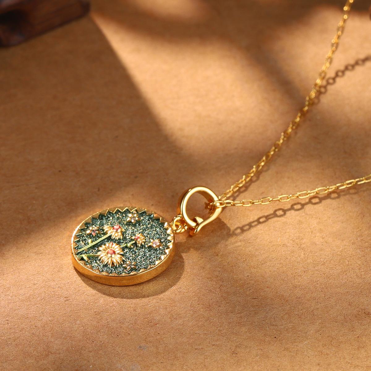 Twelfth Birthday Flower Series Necklace Round National Style Simple Brooch Retro Court Style Earrings Universal Buckle Necklace Set
Twelfth Birthday Flower Series Necklace Round National Style Simple Brooch Retro Court Style Earrings Universal Buckle Necklace Set