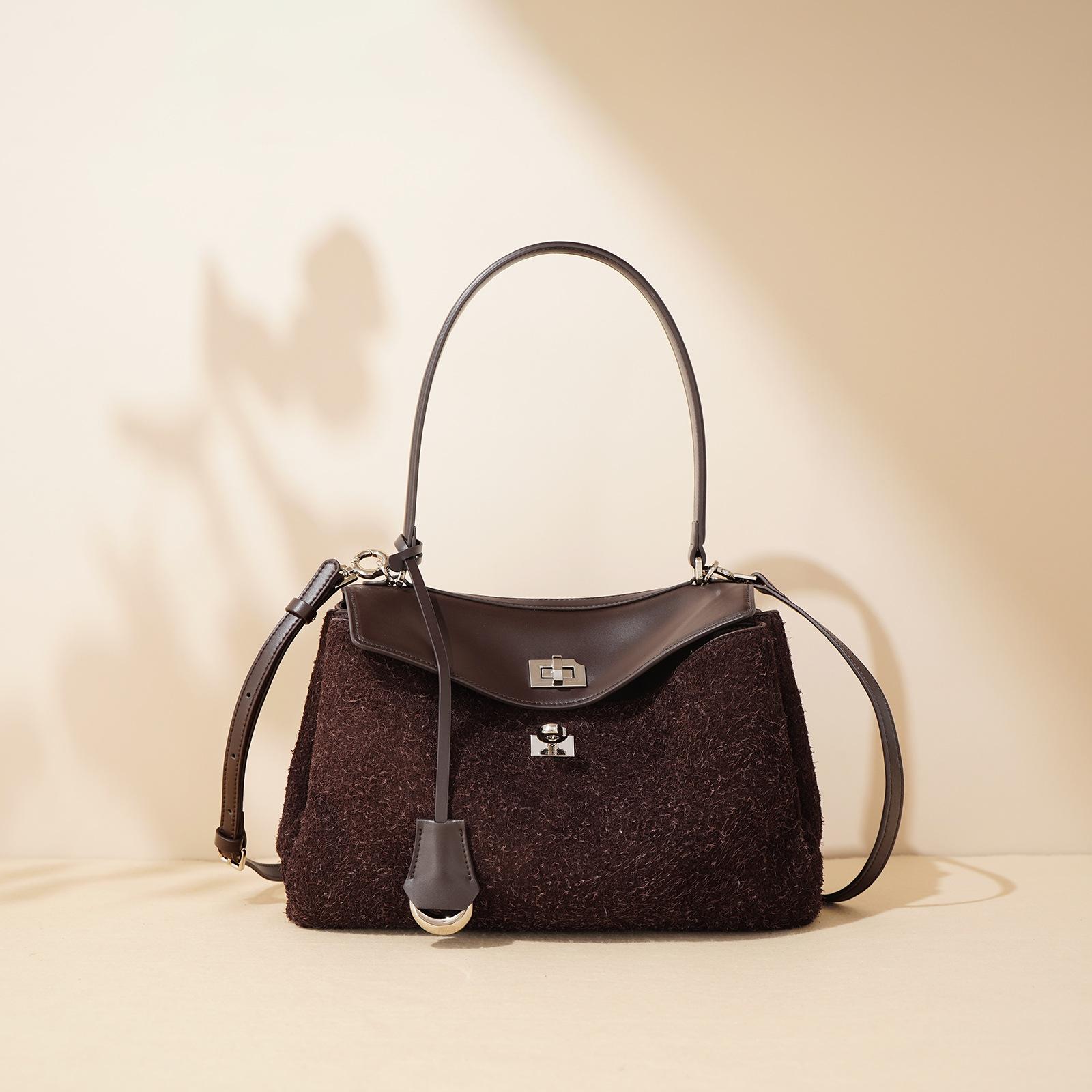 New Premium Frosted Cowhide Underarm Bag Portable One Shoulder Crossbody Large Bag Women s Bag кофейный
New Premium Frosted Cowhide Underarm Bag Portable One Shoulder Crossbody Large Bag Women s Bag кофейный