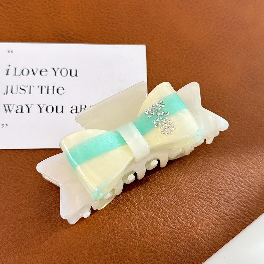 Premium Quality Hair Claw Clip Featuring Sophisticated Bow Design With Dazzling Rhinestones Colorful White9.8cm
Premium Quality Hair Claw Clip Featuring Sophisticated Bow Design With Dazzling Rhinestones Colorful White9.8cm