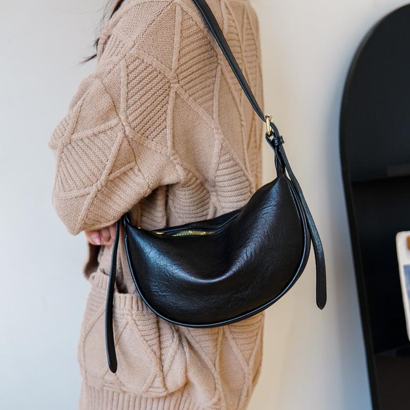 2024 Trend Women s Large Capacity Shoulder & Crossbody Bag - Fashionable, Versatile, Dumpling Design
2024 Trend Women s Large Capacity Shoulder & Crossbody Bag - Fashionable, Versatile, Dumpling Design