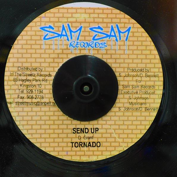 7inch Record BLING DAWG / TORNADO - Do Yu Ting / Send Up NONE Sam Sam Records Jamaica Reggae, Ska & Dub Used
7inch Record BLING DAWG / TORNADO - Do Yu Ting / Send Up NONE Sam Sam Records Jamaica Reggae, Ska & Dub Used
