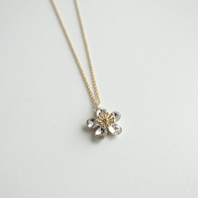Spiren Yeori Chain Thin Women s Bling Waterdrop white
Spiren Yeori Chain Thin Women s Bling Waterdrop white
