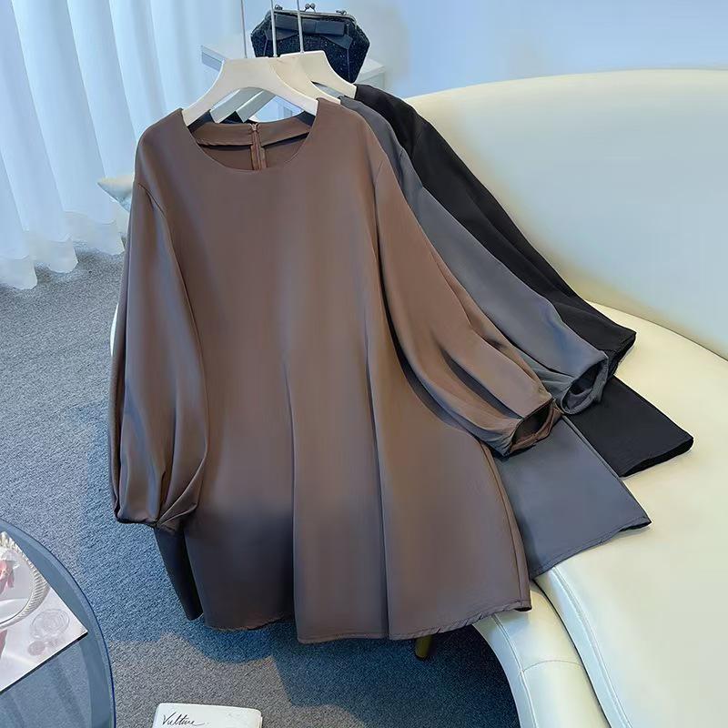 2025 Early Spring Tencel Puff Sleeve Dress - Mid-Length, Round Neck, Loose Fit, Plus Size, Slimming Design 6XL (Recommended weight: 100-140 kg) сірий колір
2025 Early Spring Tencel Puff Sleeve Dress - Mid-Length, Round Neck, Loose Fit, Plus Size, Slimming Design 6XL (Recommended weight: 100-140 kg) сірий колір