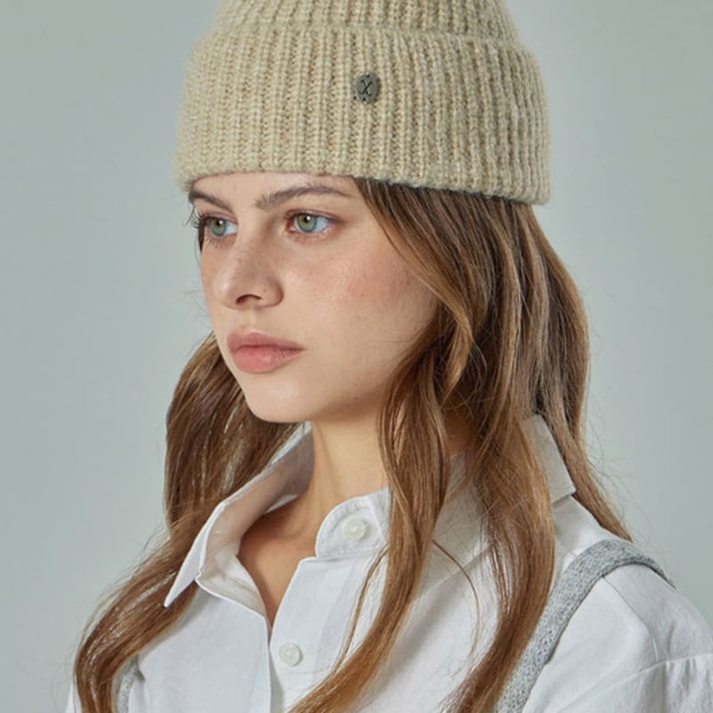 VARZAR VA Изогнутая овальная металлическая вязаная шапка бини бежевая FREE
VARZAR VA Изогнутая овальная металлическая вязаная шапка бини бежевая FREE