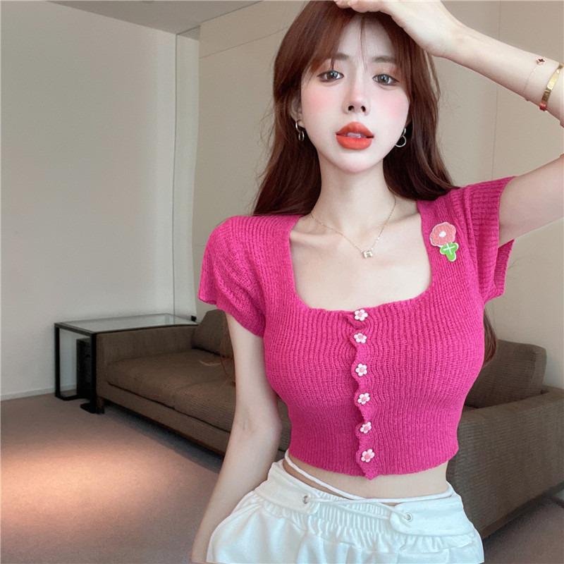 Women s Summer 2025 Knitted Short-Sleeve T-Shirt - New Design with Sweet and Spicy Style, Square Neck, Pure Charm Top. One Size (up to 125 pounds)
Women s Summer 2025 Knitted Short-Sleeve T-Shirt - New Design with Sweet and Spicy Style, Square Neck, Pure Charm Top. One Size (up to 125 pounds)
