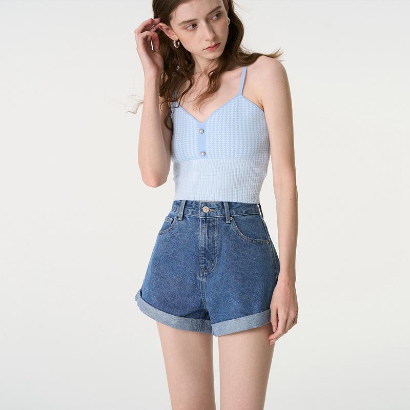 Women s Summer 2026 Korean Style Loose Denim Shorts with Rolled Hem M темно-синього кольору
Women s Summer 2026 Korean Style Loose Denim Shorts with Rolled Hem M темно-синього кольору