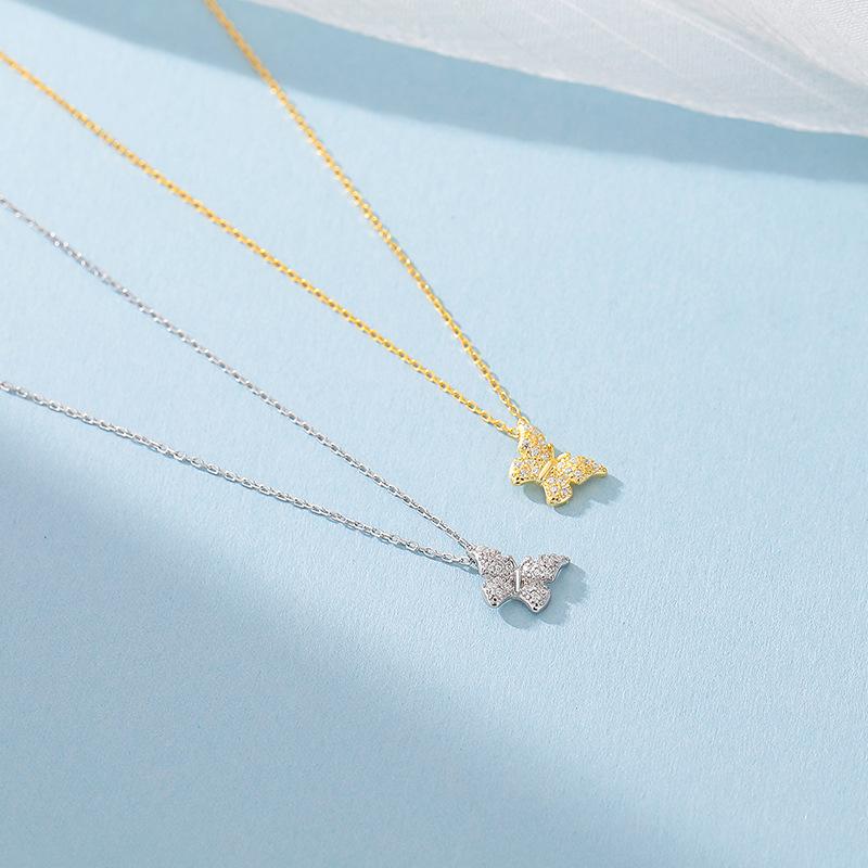 Sweet and Cute Butterfly Double Layer Necklace, Luxury and Luxury, Versatile for Small and Medium Sized Necklaces
Sweet and Cute Butterfly Double Layer Necklace, Luxury and Luxury, Versatile for Small and Medium Sized Necklaces