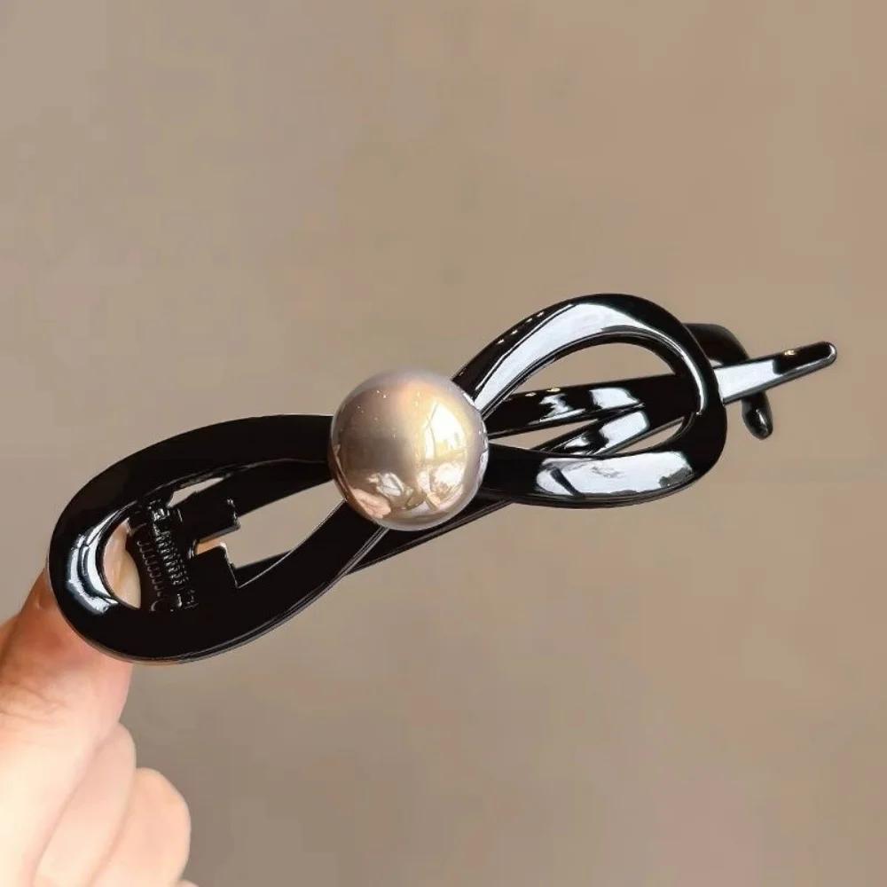 1PC New Twisted Hair Clip Plastic Imitation Pearl Hairpin Twisted Design Hairpin Barrettes Women Hair Accessories Black
1PC New Twisted Hair Clip Plastic Imitation Pearl Hairpin Twisted Design Hairpin Barrettes Women Hair Accessories Black