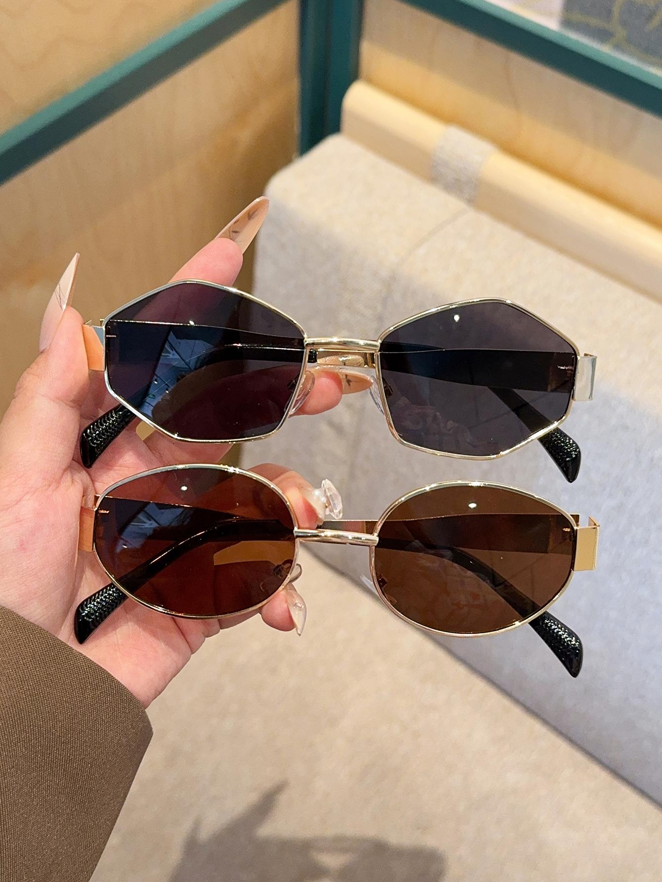 2Pcs Retro Metal Mixed Frame Glasses, Fashionable, High-End, Casual Decorative Glasses, Suitable for Holiday Gifts
2Pcs Retro Metal Mixed Frame Glasses, Fashionable, High-End, Casual Decorative Glasses, Suitable for Holiday Gifts