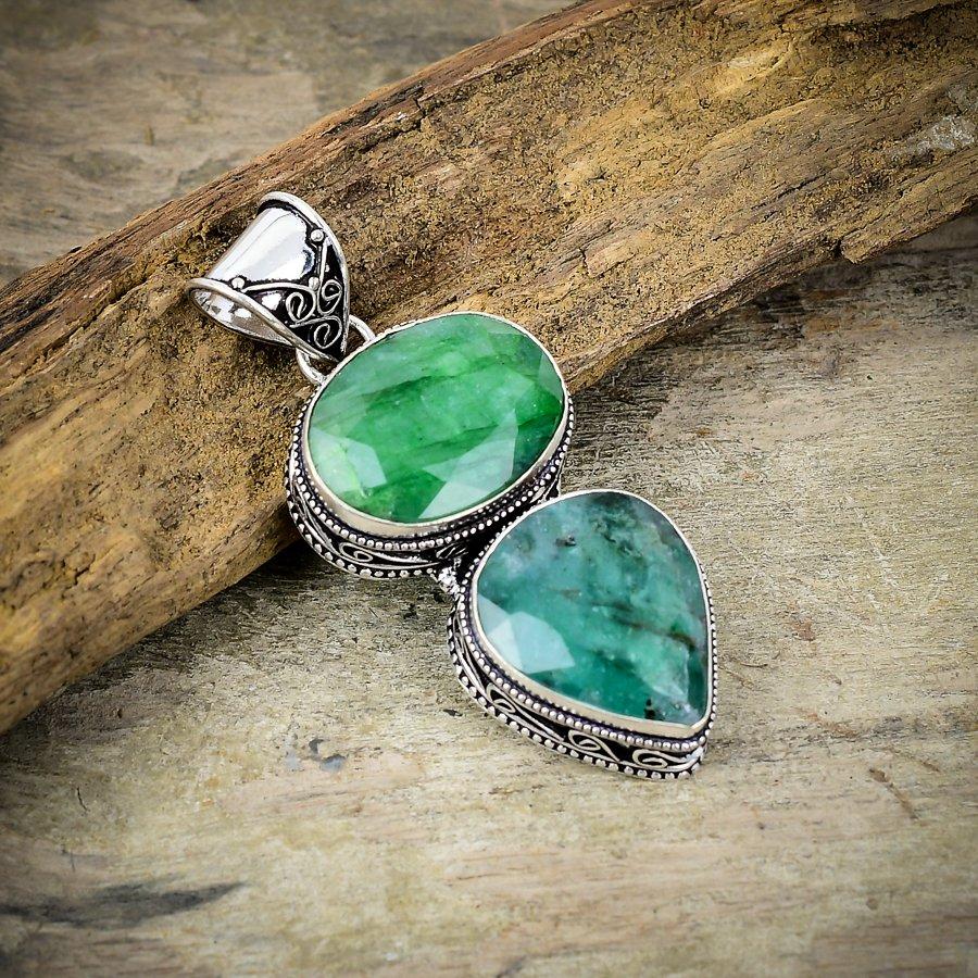 Green Jade Gemstone Handmade 925 Sterling Silver Jewelry Pendant 2.44 M-167
Green Jade Gemstone Handmade 925 Sterling Silver Jewelry Pendant 2.44 M-167