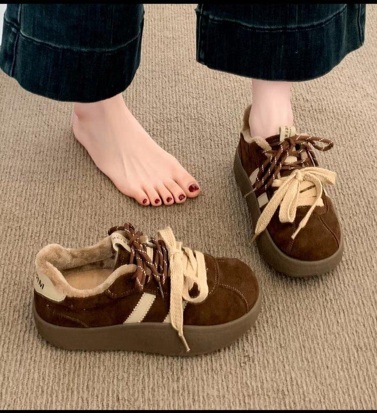 New Women s Shoes - Fleece-lined Shoes - Retro-style Shoes - Versatile Casual and Sports Sneakers 40 коричневий
New Women s Shoes - Fleece-lined Shoes - Retro-style Shoes - Versatile Casual and Sports Sneakers 40 коричневий