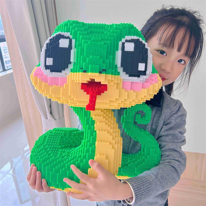 2025 Рік Змії Освітній Конструктор Іграшка - Зелена Змія Пазл для Хлопчиків і Дівчаток, Милі Прикраси та Подарунки
2025 Рік Змії Освітній Конструктор Іграшка - Зелена Змія Пазл для Хлопчиків і Дівчаток, Милі Прикраси та Подарунки