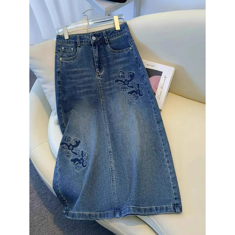 Women s Retro Denim Midi Skirt with Embroidery - Spring & Autumn 2025 Collection, A-line, Hip-Hugging Design. 30/2XL for 125-135 lbs
Women s Retro Denim Midi Skirt with Embroidery - Spring & Autumn 2025 Collection, A-line, Hip-Hugging Design. 30/2XL for 125-135 lbs