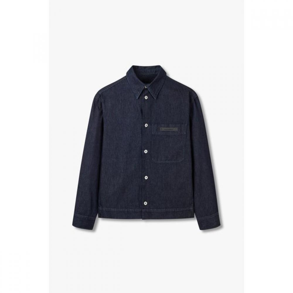 Emporio Armani Men Button Up Denim Jacket Logo Patch A515110027 52
Emporio Armani Men Button Up Denim Jacket Logo Patch A515110027 52