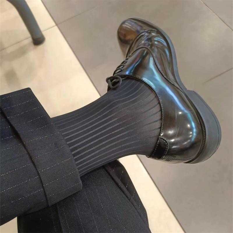 Mubenshenshi Men s Black Silk Business Socks - Mid-calf, Thin, Oil-Water Resistant, Mirror Stripe Design Mid-calf One Size
Mubenshenshi Men s Black Silk Business Socks - Mid-calf, Thin, Oil-Water Resistant, Mirror Stripe Design Mid-calf One Size