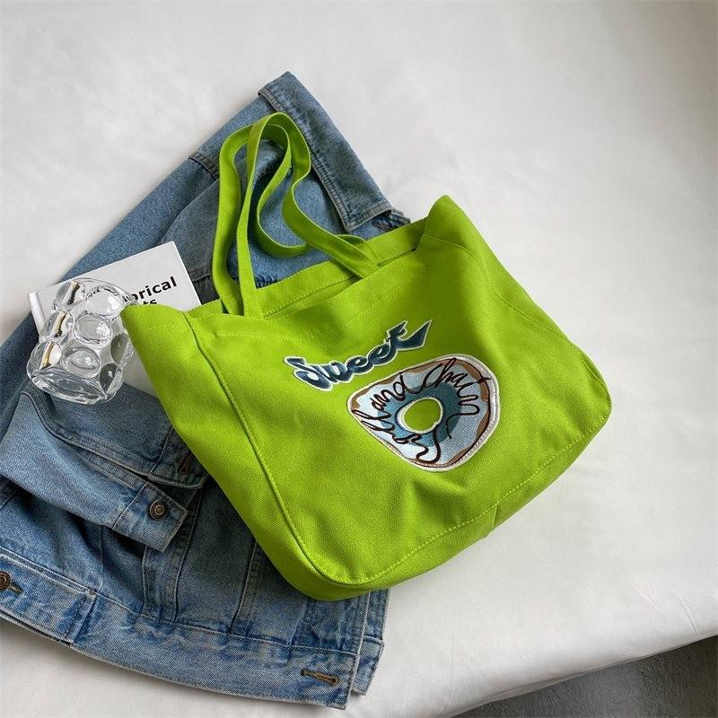 Fashionable Unisex Canvas Shoulder Bag With Soft Structure Perfect For Students And Everyday Adventures Kiwi Green
Fashionable Unisex Canvas Shoulder Bag With Soft Structure Perfect For Students And Everyday Adventures Kiwi Green