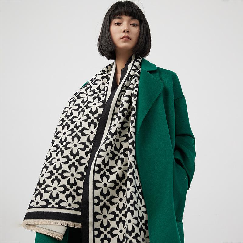 Small Flower Scarf Women S Winter Dongdaemun Shawl Cute Thickened Scarf Tide 180*65cm серый
Small Flower Scarf Women S Winter Dongdaemun Shawl Cute Thickened Scarf Tide 180*65cm серый