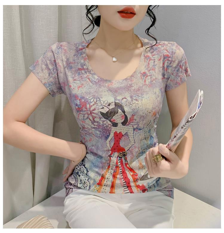 Европейская модная женская футболка облегающего кроя с мультяшным принтом, 2023 M
Европейская модная женская футболка облегающего кроя с мультяшным принтом, 2023 M