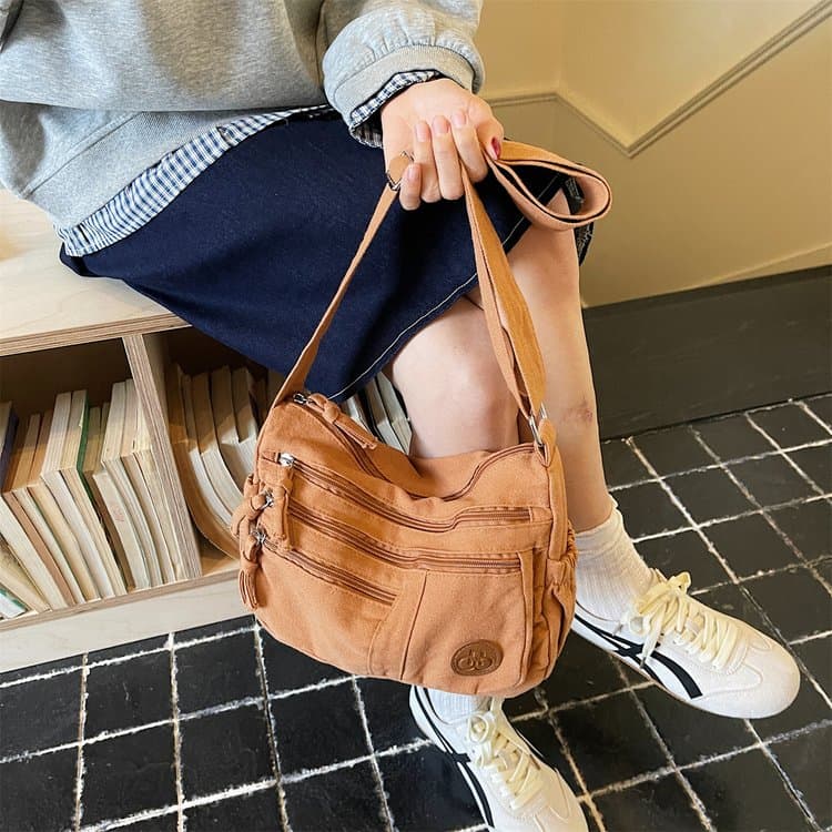 Washed canvas multi-zipper messenger bag women s shoulder bag коричневий
Washed canvas multi-zipper messenger bag women s shoulder bag коричневий