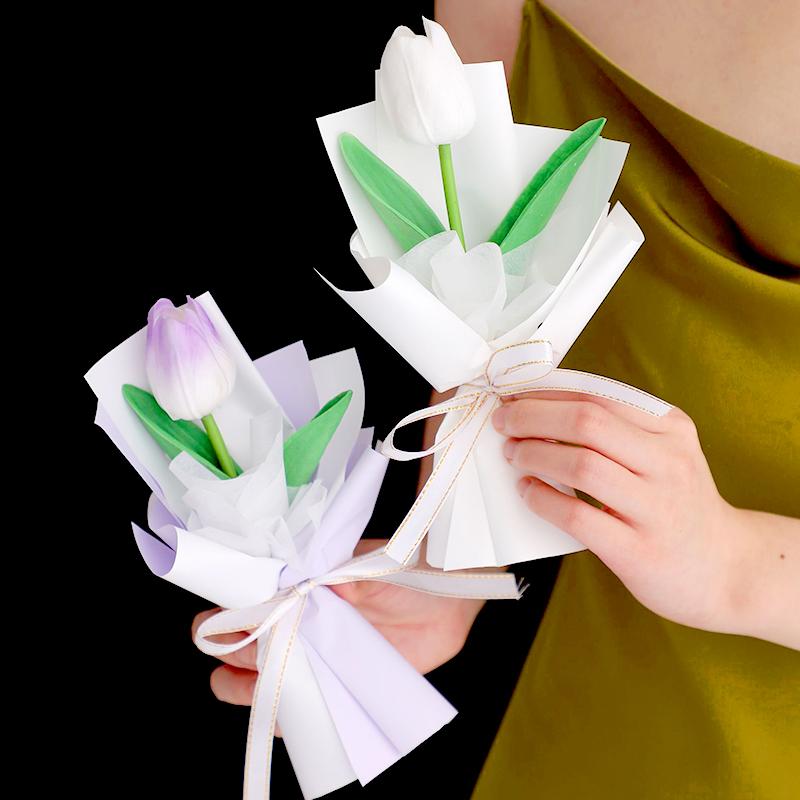 1PC Exquisite Mini Home Wedding Decoration Ornament Tulip Flower Gift Simulation High Quality
1PC Exquisite Mini Home Wedding Decoration Ornament Tulip Flower Gift Simulation High Quality